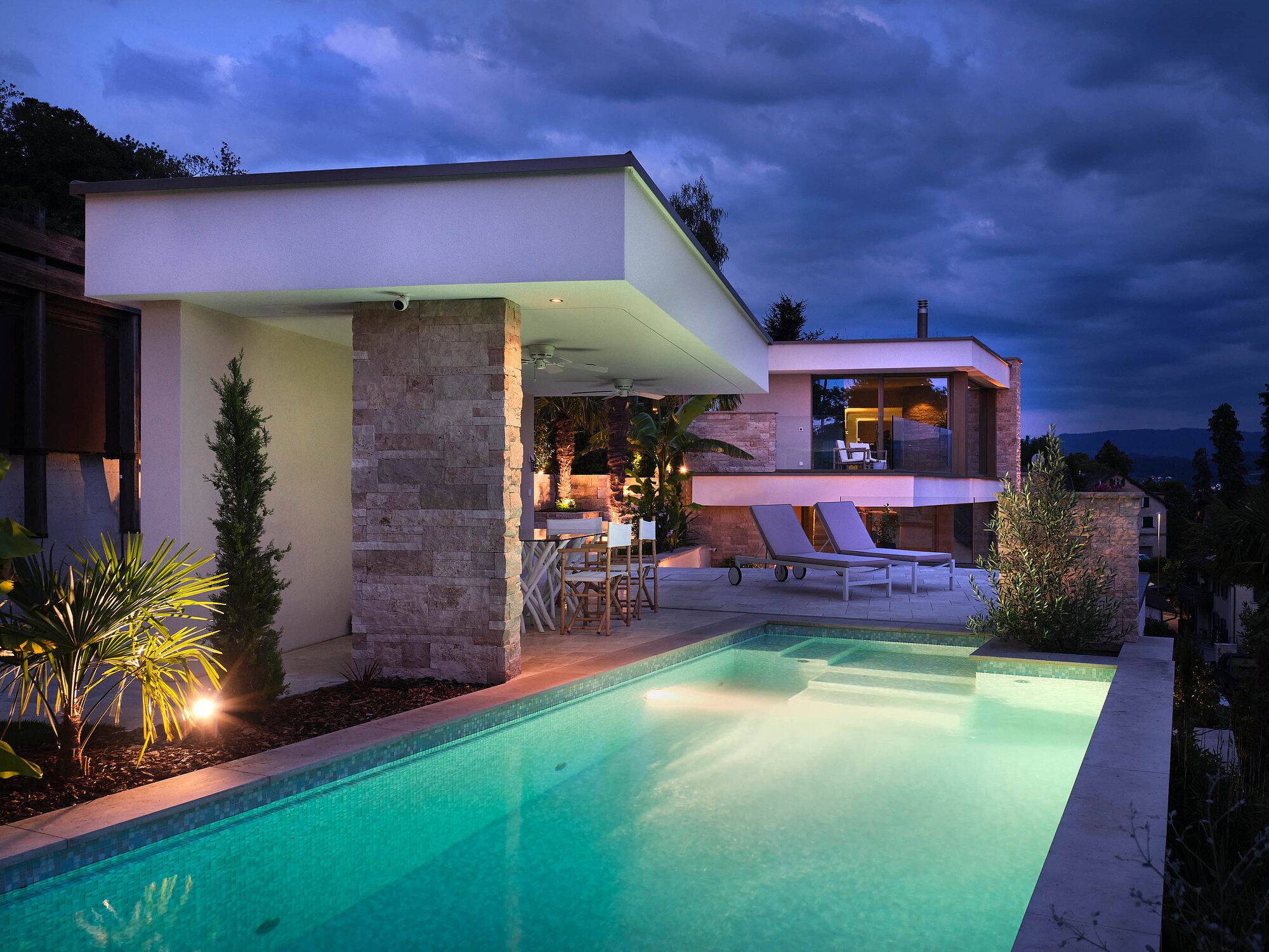 Exterior view of the DOLCE VITA detached house, pool