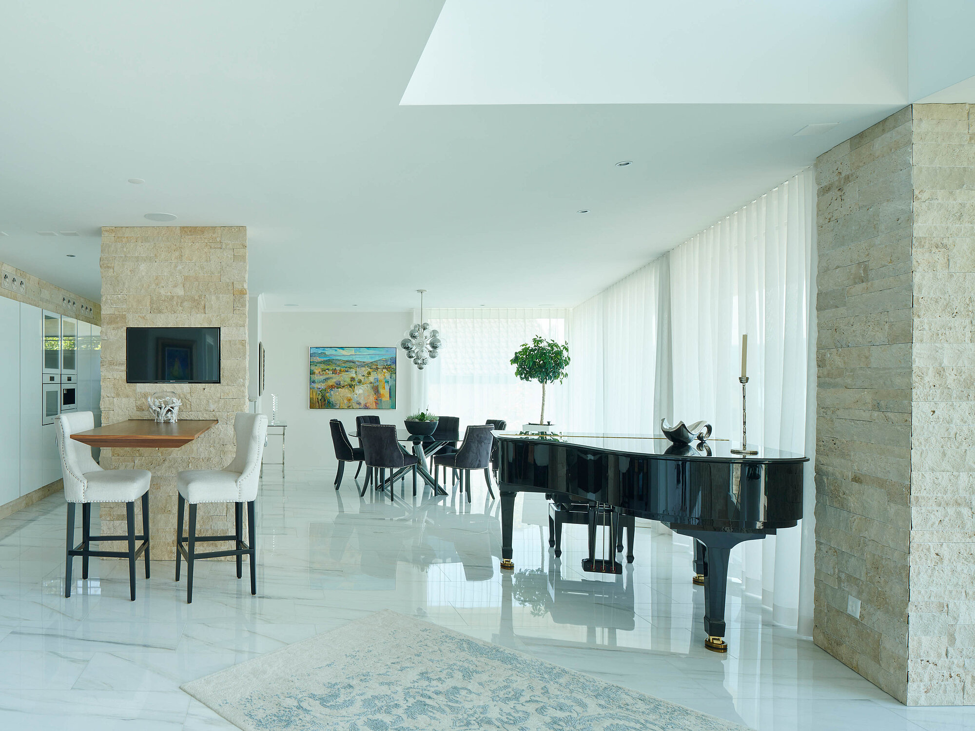 Interior view of the DOLCE VITA detached house, dining area