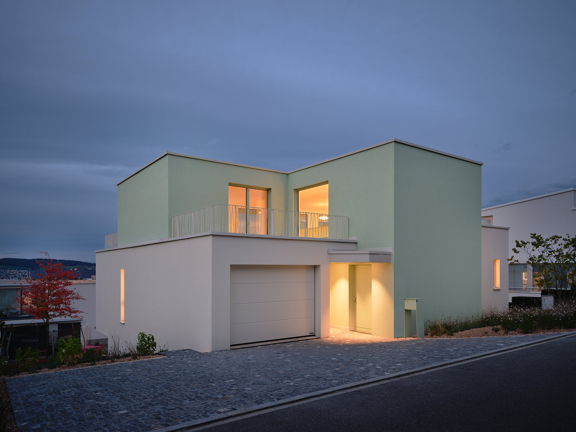 Das Einfamilienhaus ALEA in der Aussenansicht, Strassenseite