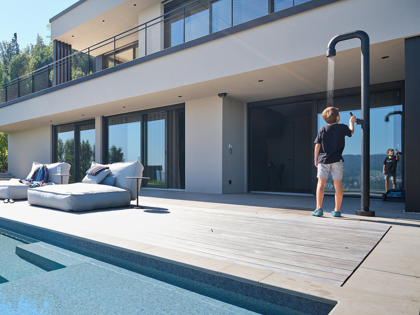 Das Einfamilienhaus MESA in der Aussenbereich, Pool