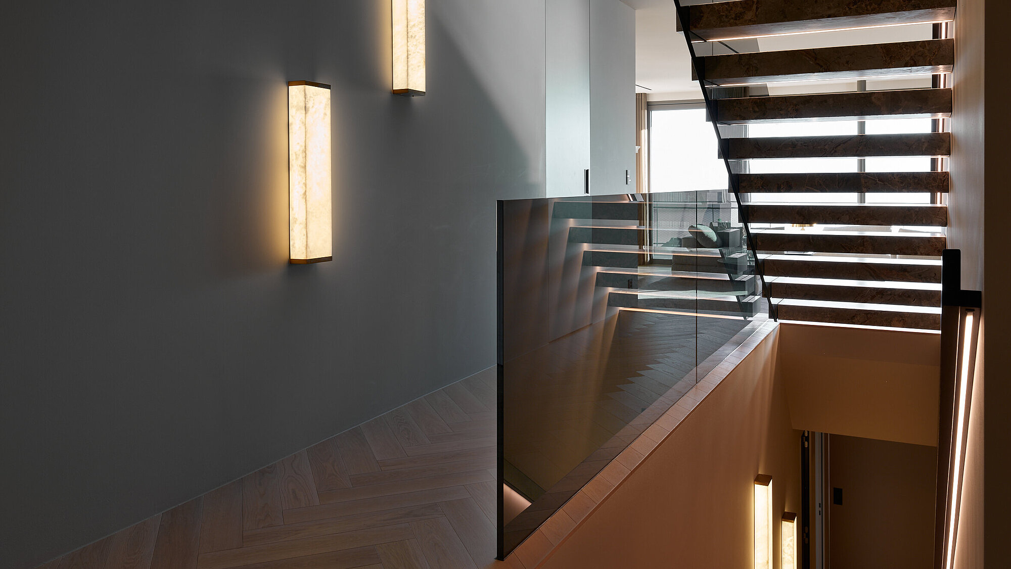 Das Einfamilienhaus MESA in der Innenansicht, Treppe