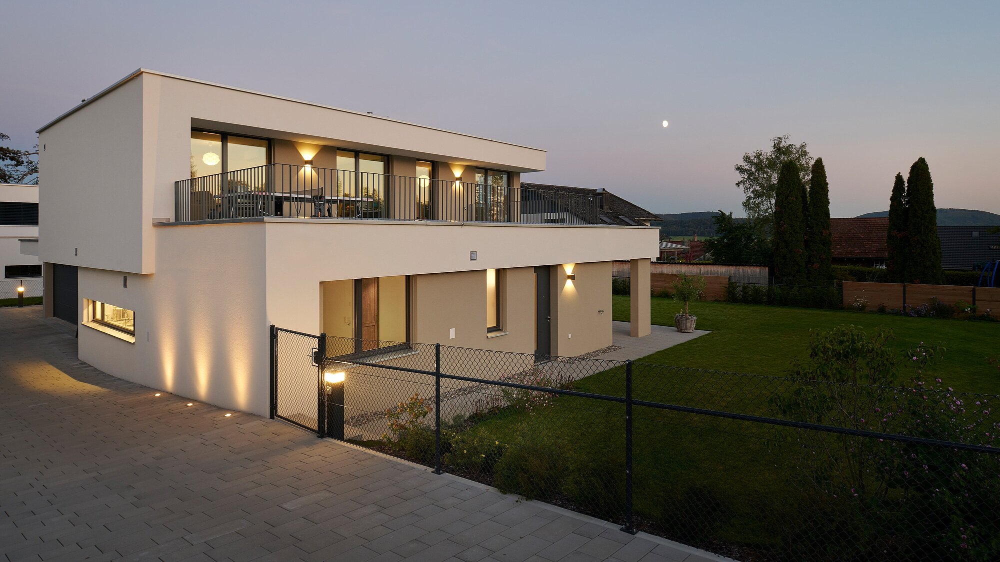 Das Einfamilienhaus VITIS VINIFERA in der Aussenansicht, Eingangsbereich
