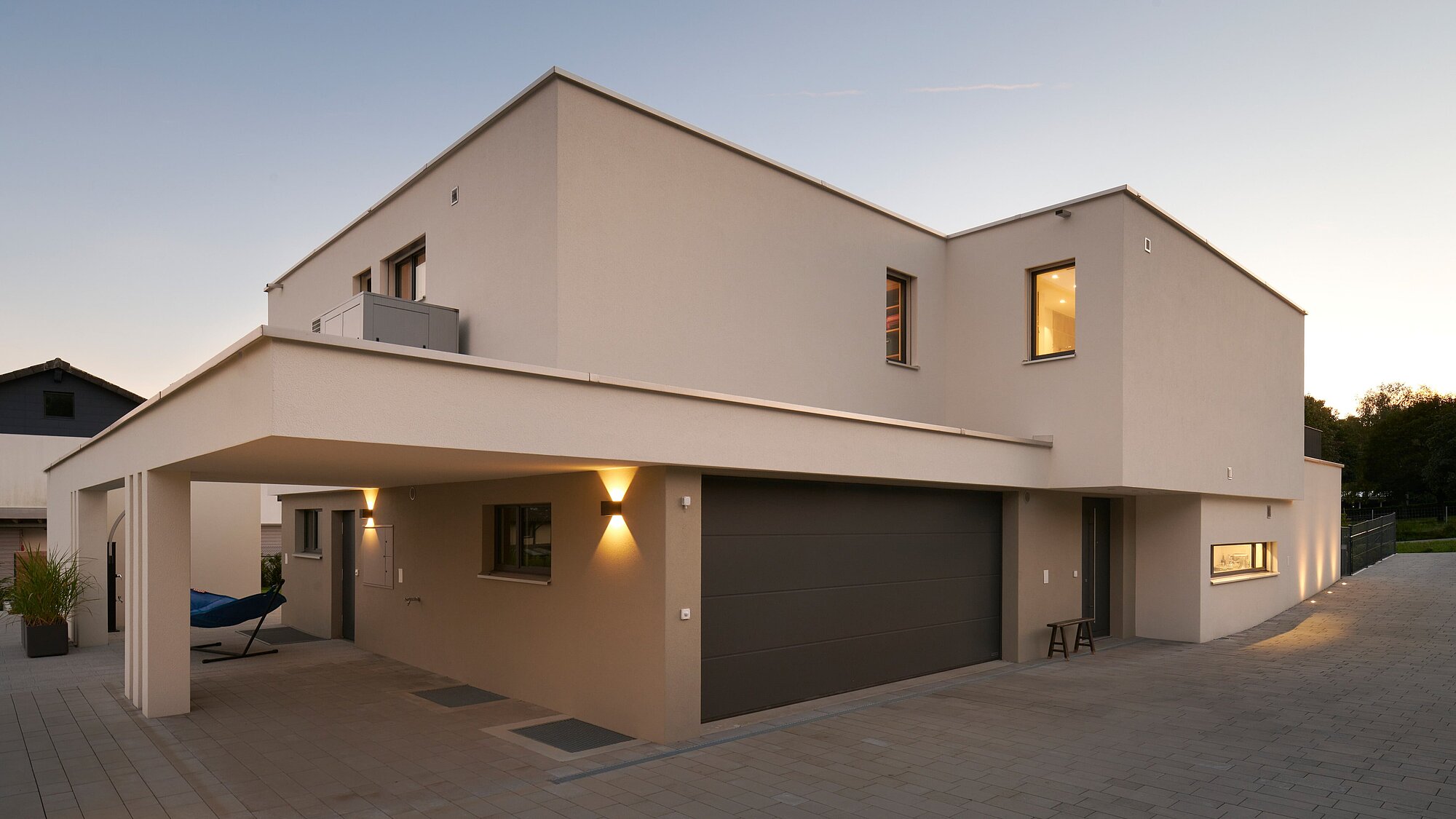 Exterior view of the VITIS VINIFERA detached house, street side