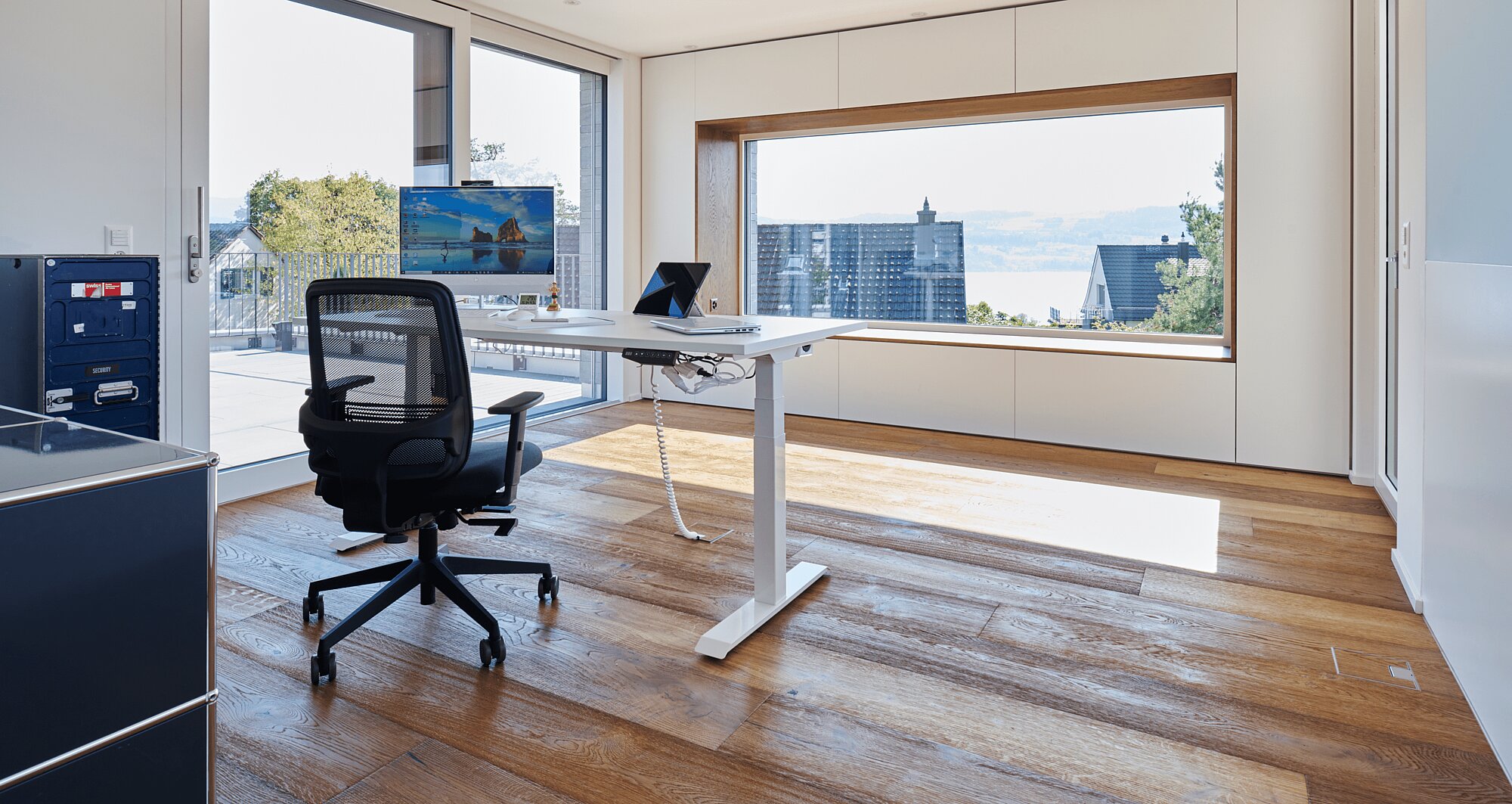 Interior view of the KOENIGSEGG detached house, office