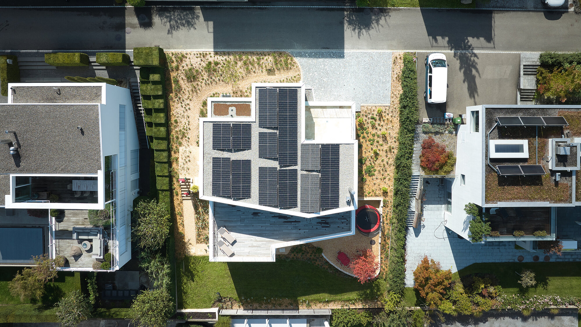 Das Einfamilienhaus ALEA in der Aussenansicht, Drohnenaufnahme