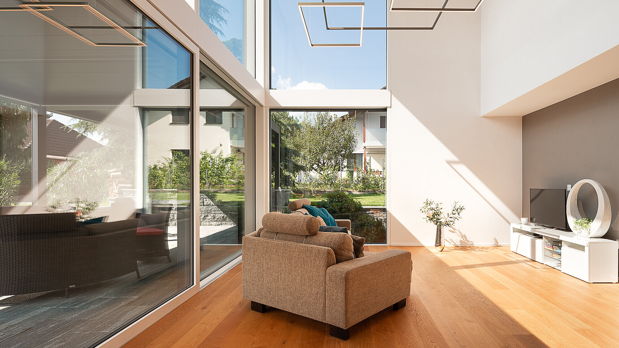 Das Einfamilienhaus TETRIS in der Aussenansicht, Wohnzimmer