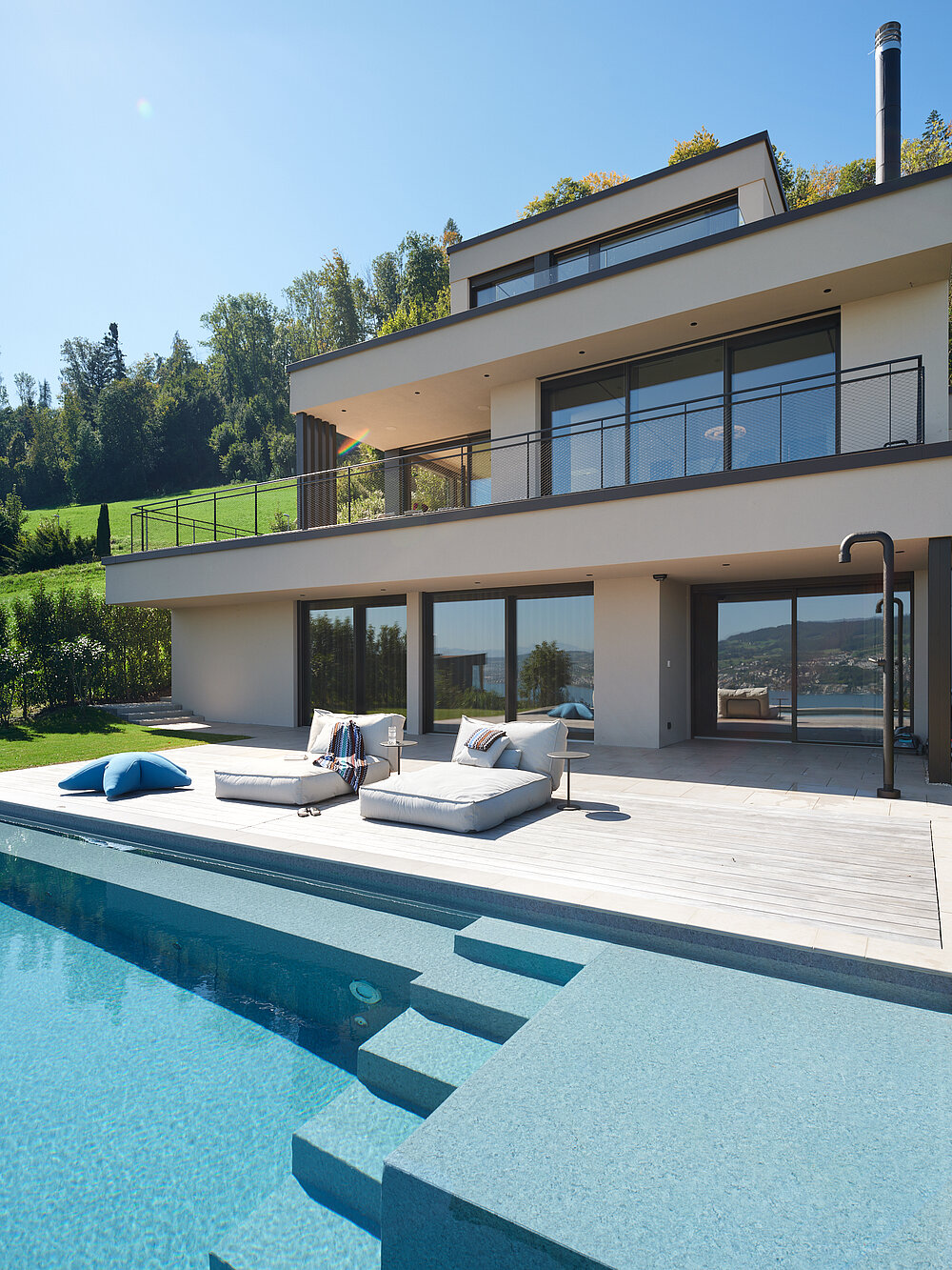Das Einfamilienhaus MESA in der Aussenbereich, Pool